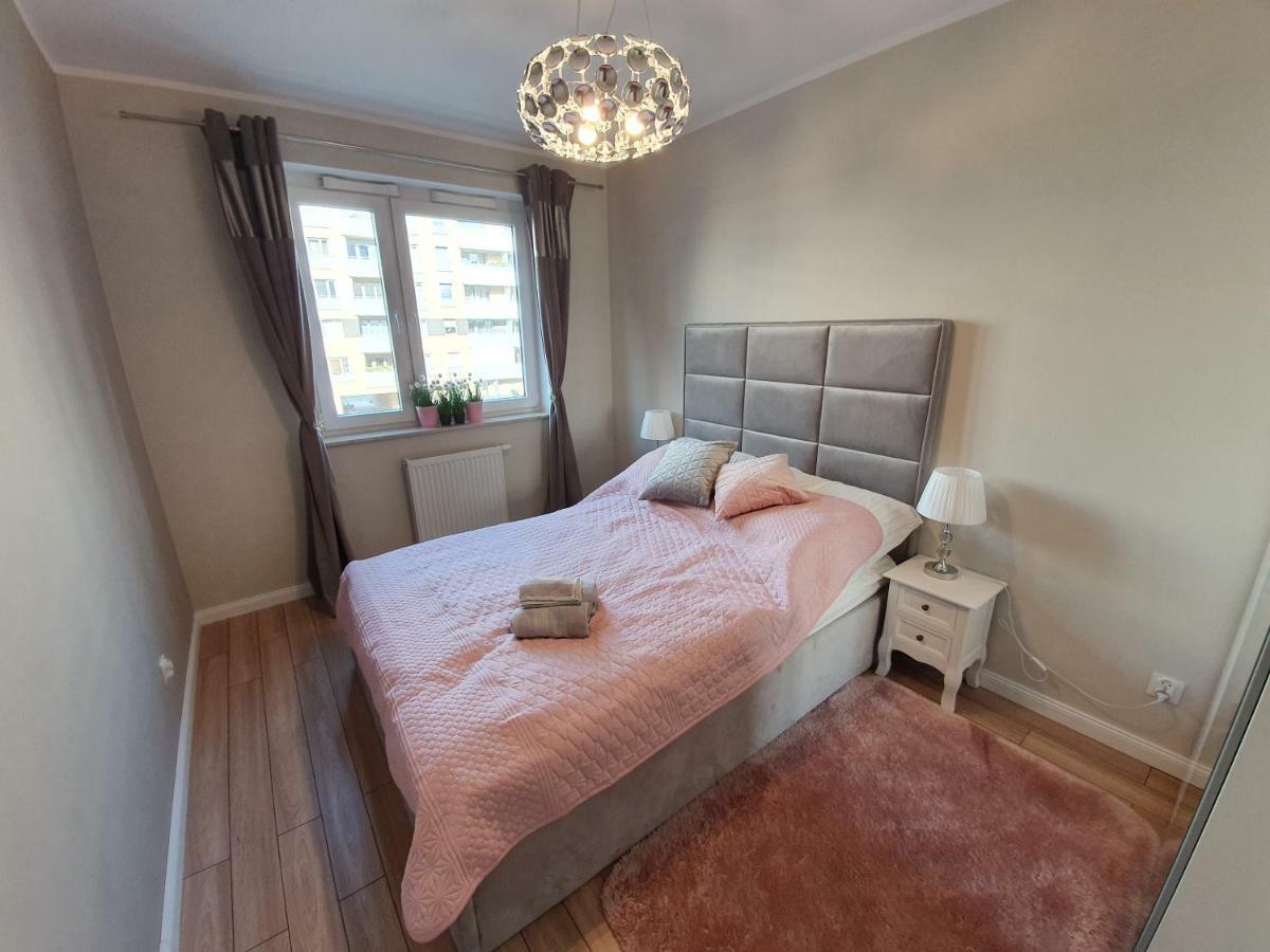 Apartament Old Town Teczowa วรอตซวาฟ ภายนอก รูปภาพ