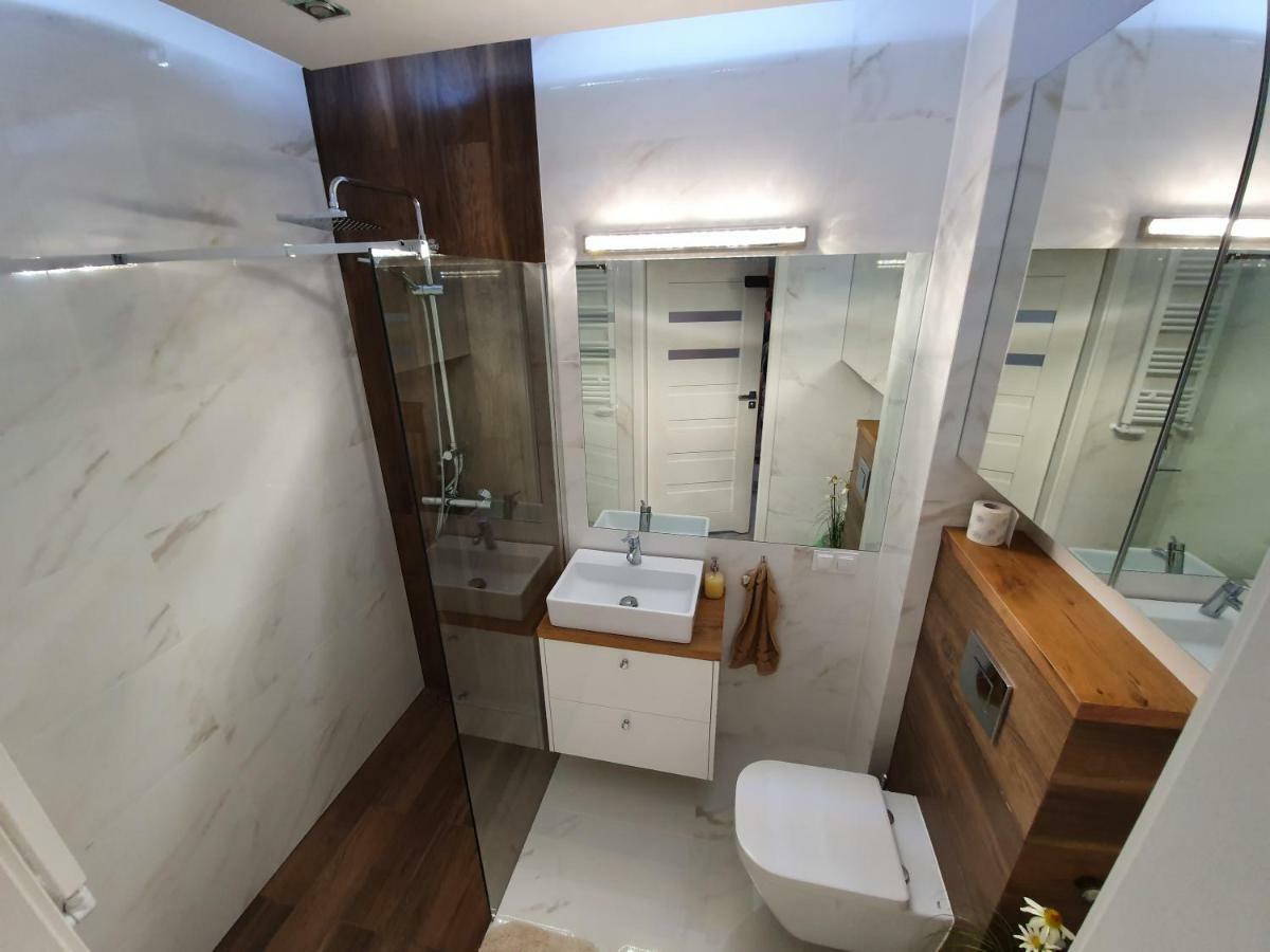 Apartament Old Town Teczowa วรอตซวาฟ ภายนอก รูปภาพ