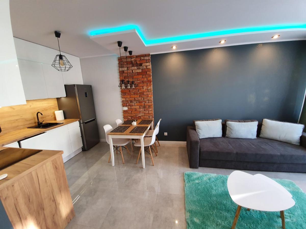 Apartament Old Town Teczowa วรอตซวาฟ ภายนอก รูปภาพ